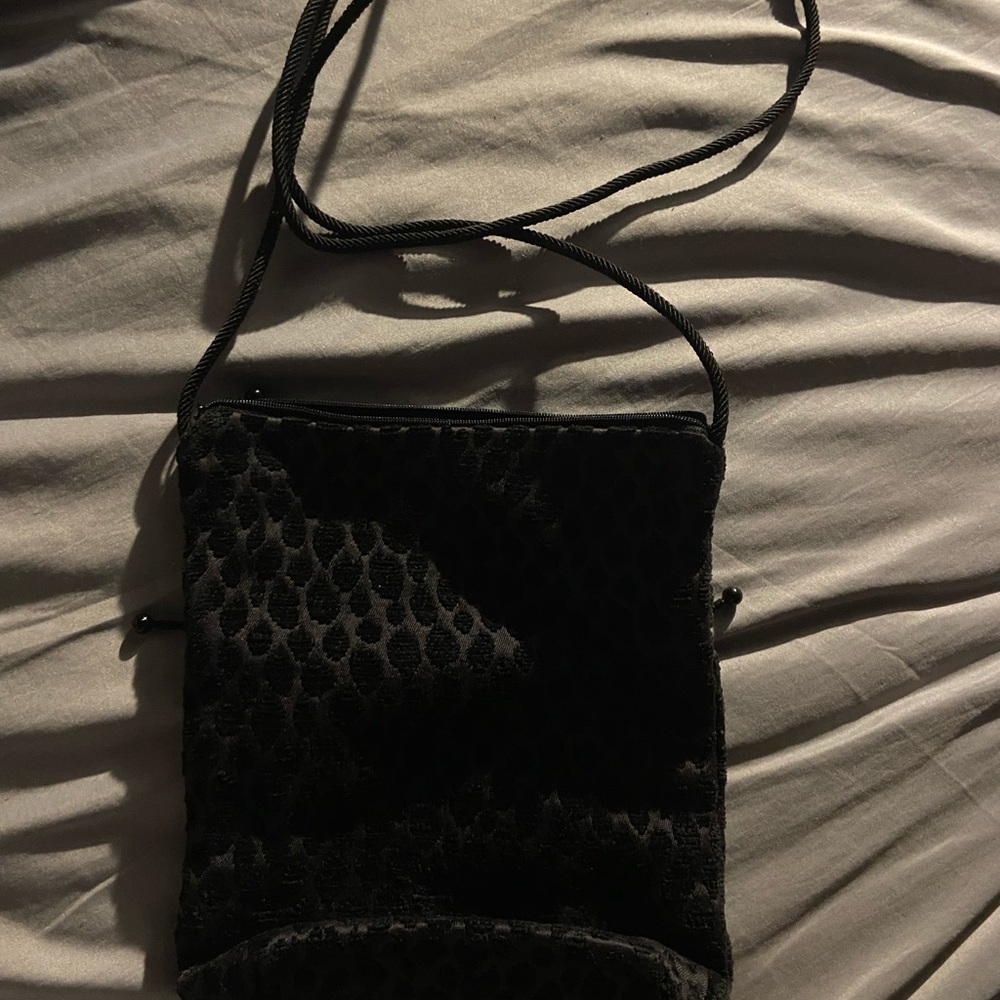 Black maruca crossbody bag